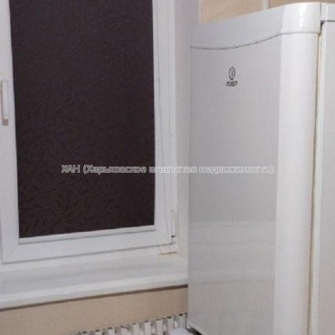 Продам квартиру, Гвардейцев Широнинцев ул. , 1 кім., 30.90 м², косметический ремонт 