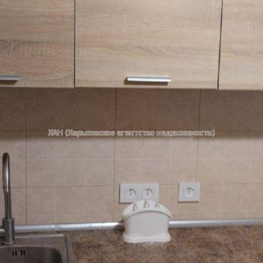 Продам квартиру, Гвардейцев Широнинцев ул. , 1 кім., 30.90 м², косметический ремонт 