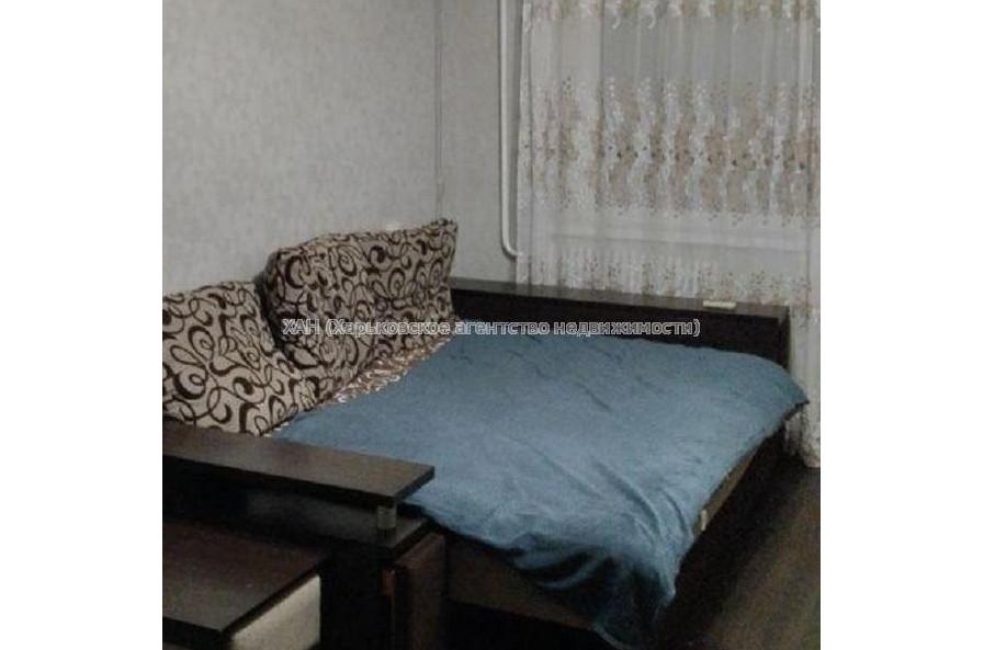 Продам квартиру, Гвардейцев Широнинцев ул. , 1 кім., 30.90 м², косметический ремонт 