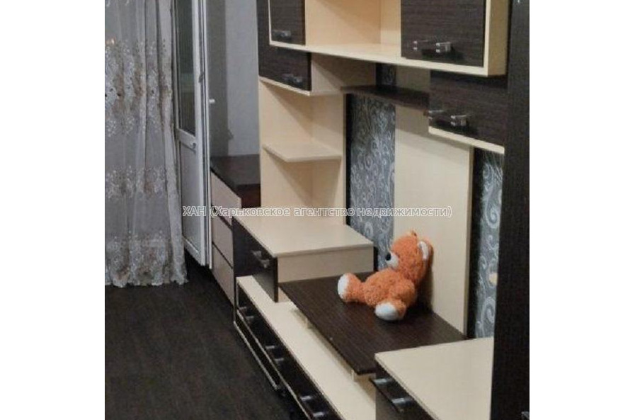 Продам квартиру, Гвардейцев Широнинцев ул. , 1 кім., 30.90 м², косметический ремонт 