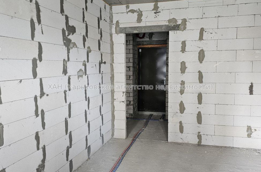 Продам квартиру, Гвардейцев Широнинцев ул. , 1 кім., 43.40 м², без внутренних работ 