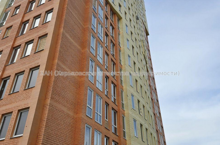 Продам квартиру, Гвардейцев Широнинцев ул. , 1  ком., 43.40 м², без внутренних работ 