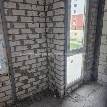 Продам квартиру, Гвардейцев Широнинцев ул. , 1  ком., 43.40 м², без внутренних работ 
