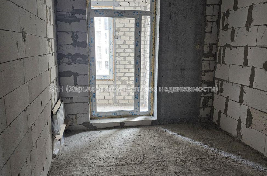 Продам квартиру, Гвардейцев Широнинцев ул. , 1 кім., 43.40 м², без внутренних работ 
