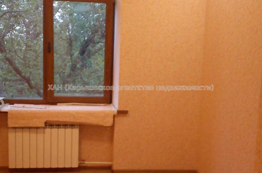 Продам квартиру, Чичибабина Бориса ул. , 1  ком., 64 м², капитальный ремонт 