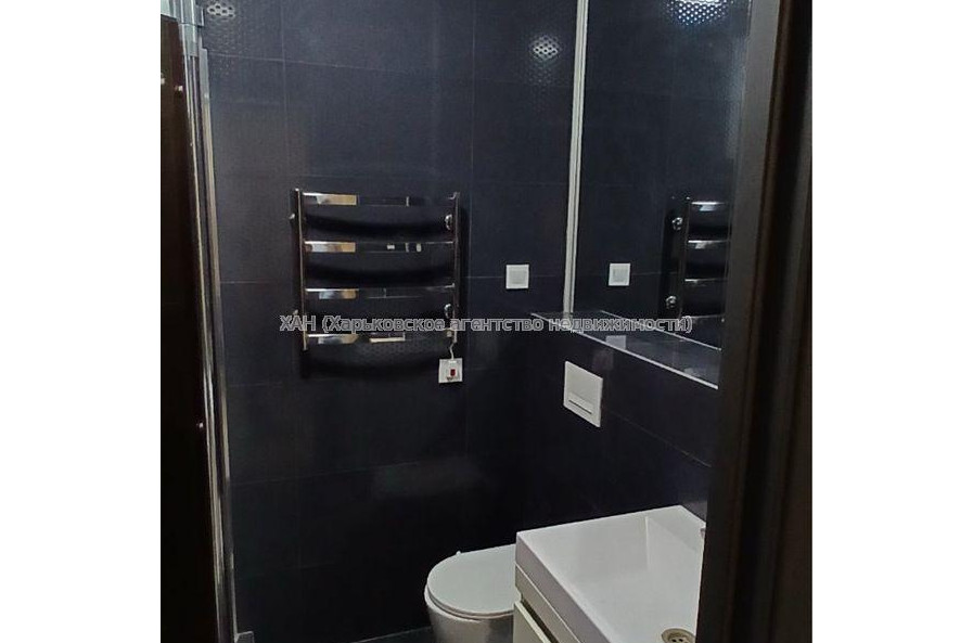 Здам квартиру, Ньютона ул. , 1 кім., 48.60 м², евроремонт 