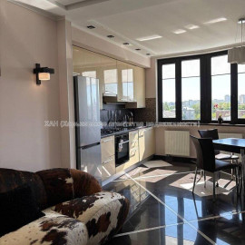 Сдам квартиру, Героев Небесной сотни площ. , 2  ком., 54 м², евроремонт