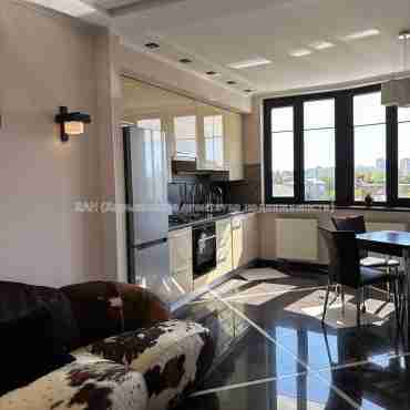 Сдам квартиру, Героев Небесной сотни площ. , 2  ком., 54 м², евроремонт 