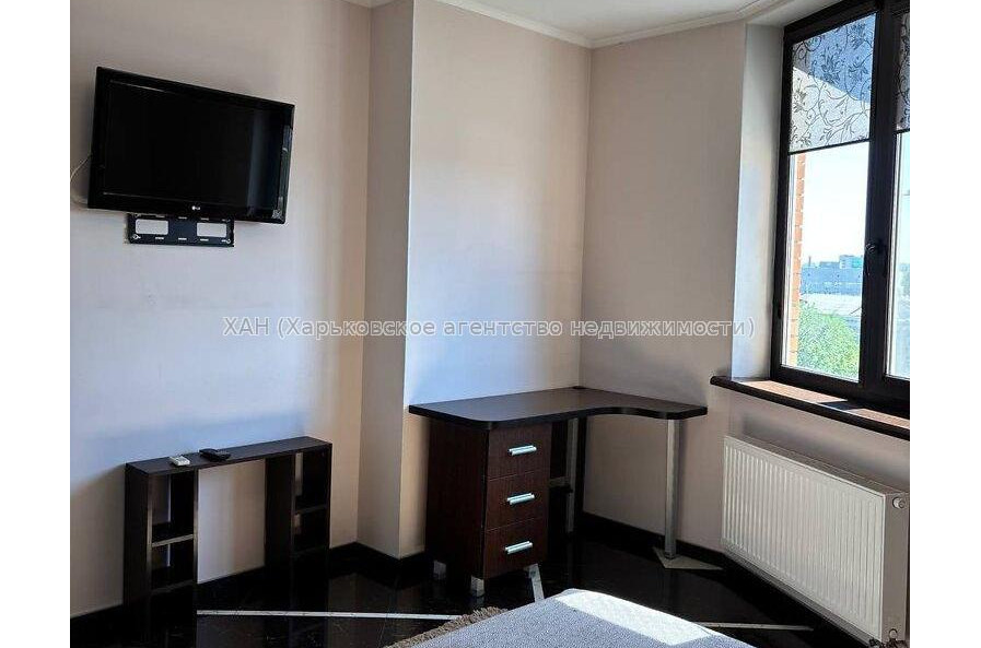 Сдам квартиру, Героев Небесной сотни площ. , 2  ком., 54 м², евроремонт 