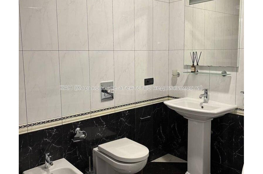 Сдам квартиру, Героев Небесной сотни площ. , 2  ком., 54 м², евроремонт 