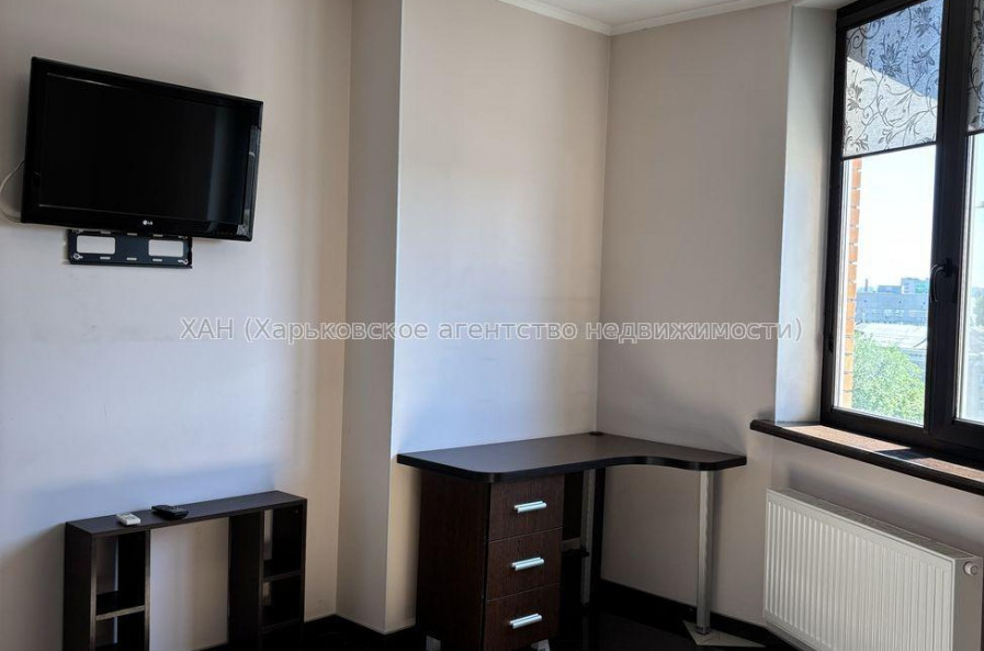 Сдам квартиру, Героев Небесной сотни площ. , 2  ком., 54 м², евроремонт 