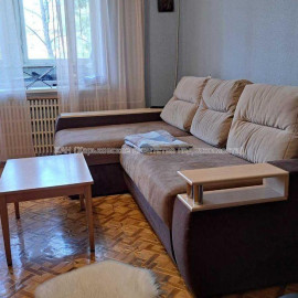 Продам квартиру, Алексеевская ул. , 3 кім., 62 м², косметический ремонт