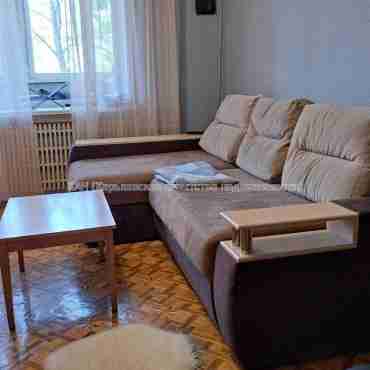 Продам квартиру, Алексеевская ул. , 3  ком., 62 м², косметический ремонт 