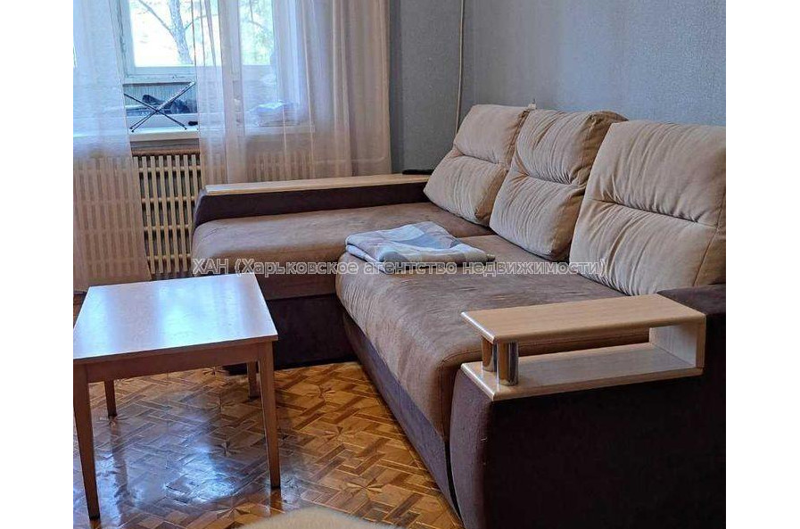 Продам квартиру, Алексеевская ул. , 3  ком., 62 м², косметический ремонт 