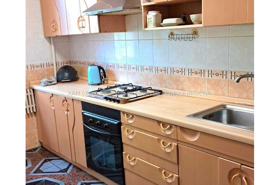 Продам квартиру, Алексеевская ул. , 3  ком., 62 м², косметический ремонт 