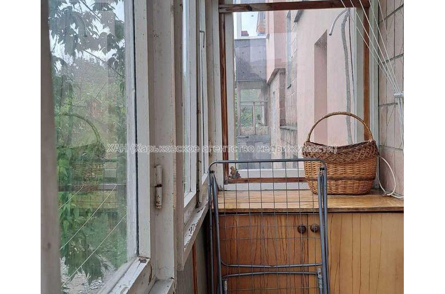 Продам квартиру, Алексеевская ул. , 3  ком., 62 м², косметический ремонт 