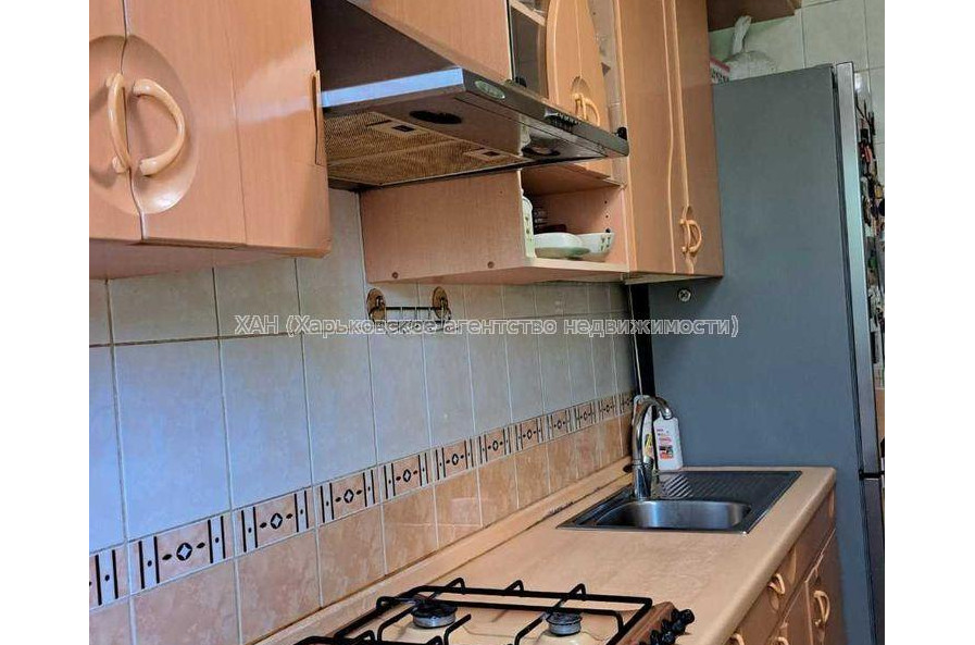 Продам квартиру, Алексеевская ул. , 3  ком., 62 м², косметический ремонт 