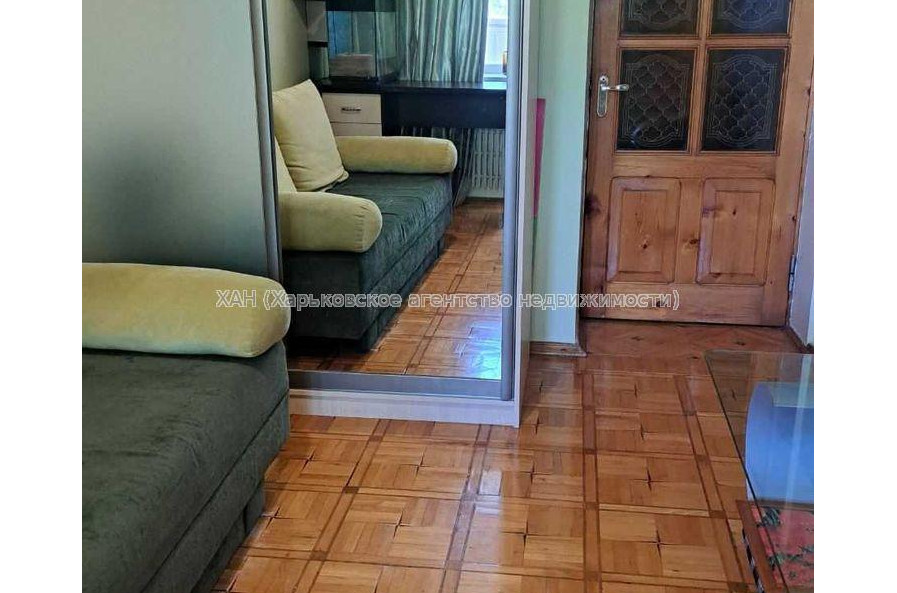 Продам квартиру, Алексеевская ул. , 3  ком., 62 м², косметический ремонт 