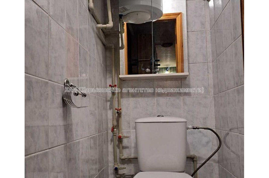 Продам квартиру, Алексеевская ул. , 3  ком., 62 м², косметический ремонт 