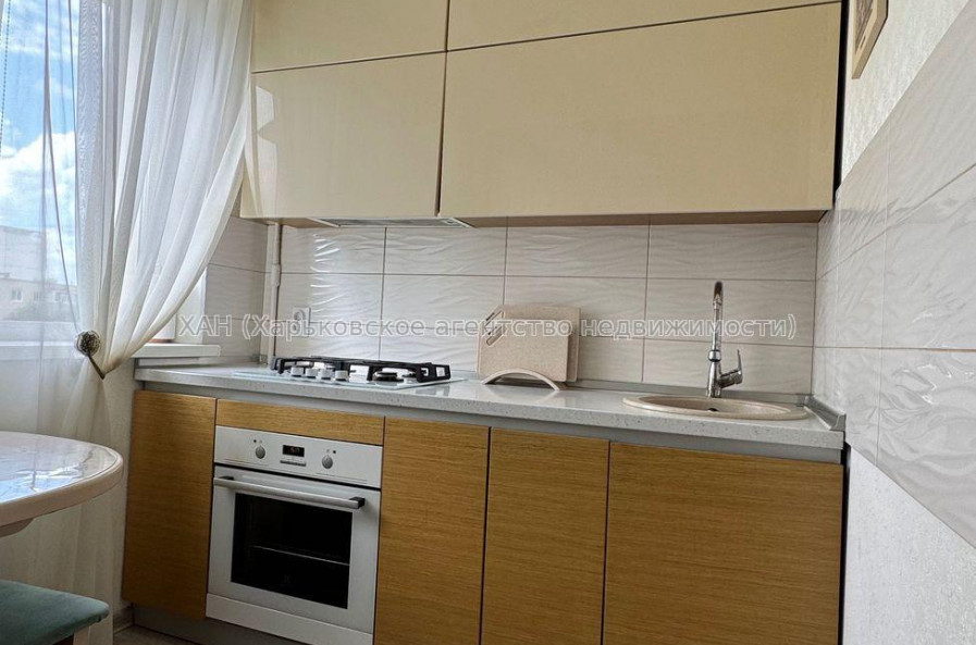Продам квартиру, Петра Григоренко пр-т , 2 кім., 42 м², капитальный ремонт 