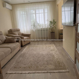Продам квартиру, Петра Григоренко пр-т , 2 кім., 42 м², капитальный ремонт