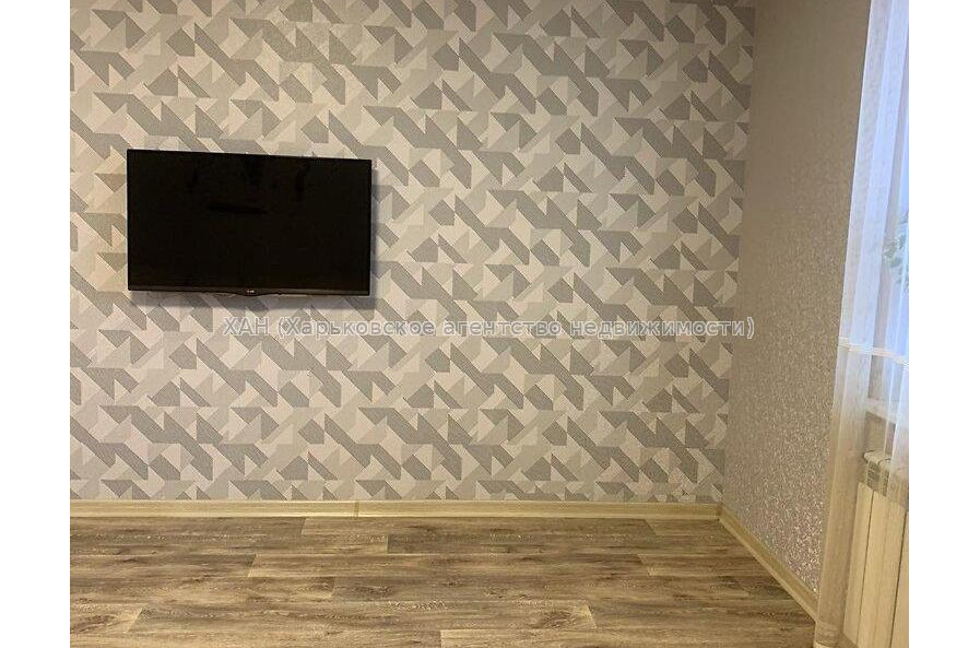 Продам квартиру, Алексеевская ул. , 4  ком., 76 м², капитальный ремонт 