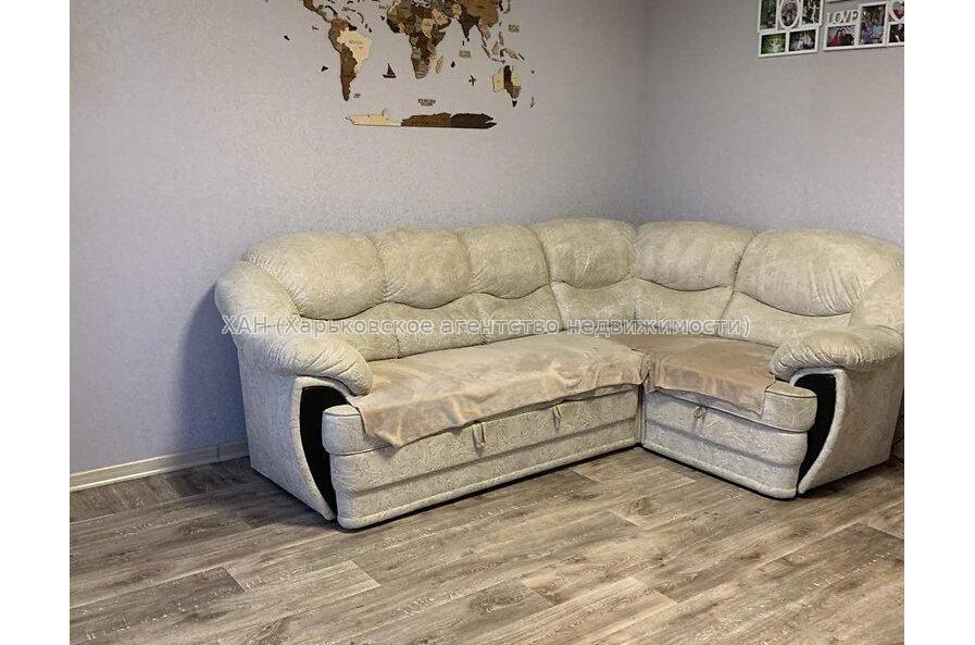 Продам квартиру, Алексеевская ул. , 4  ком., 76 м², капитальный ремонт 