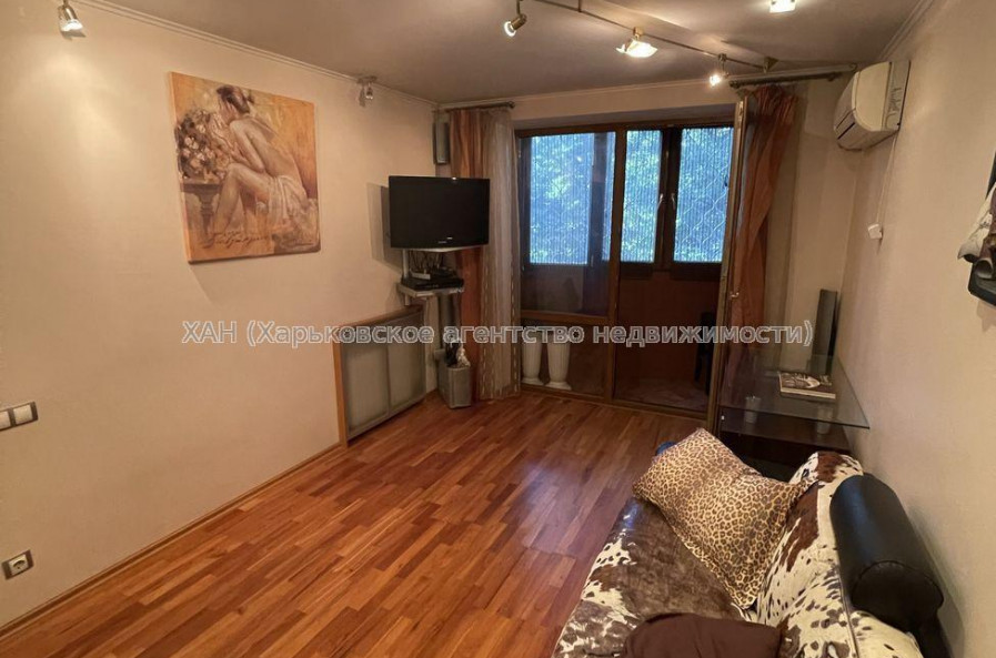 Продам квартиру, Людвига Свободы просп. , 2 кім., 48 м², евроремонт 