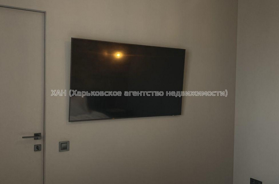 Продам квартиру, Ньютона ул. , 1 кім., 48.60 м², авторский дизайн 