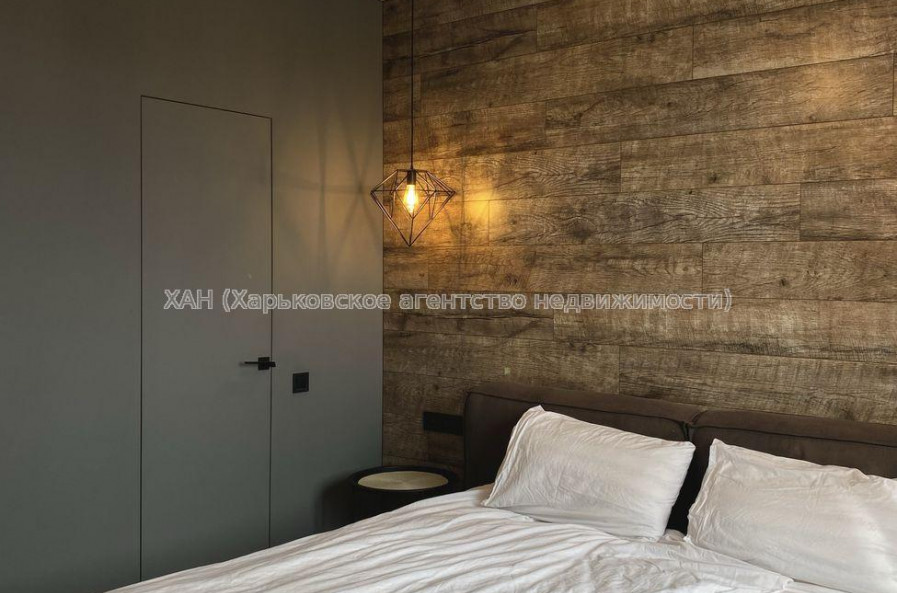 Продам квартиру, Ньютона ул. , 1 кім., 48.60 м², авторский дизайн 
