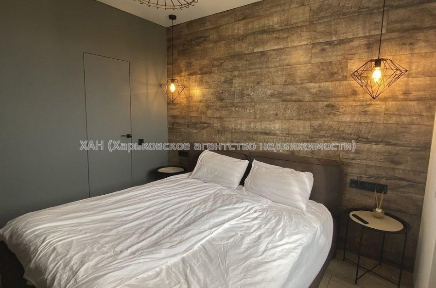 Продам квартиру, Ньютона ул. , 1 кім., 48.60 м², авторский дизайн 