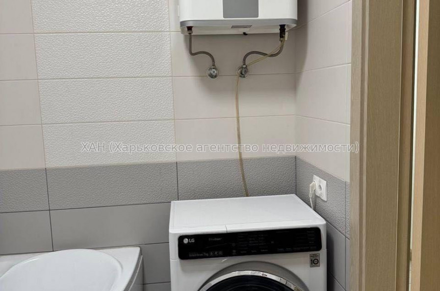 Продам квартиру, Людвига Свободы просп. , 2 кім., 65 м², евроремонт 