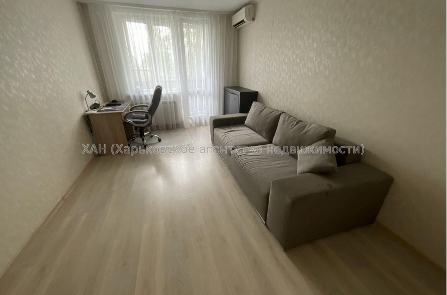 Продам квартиру, Победы просп. , 2 кім., 46 м², евроремонт 