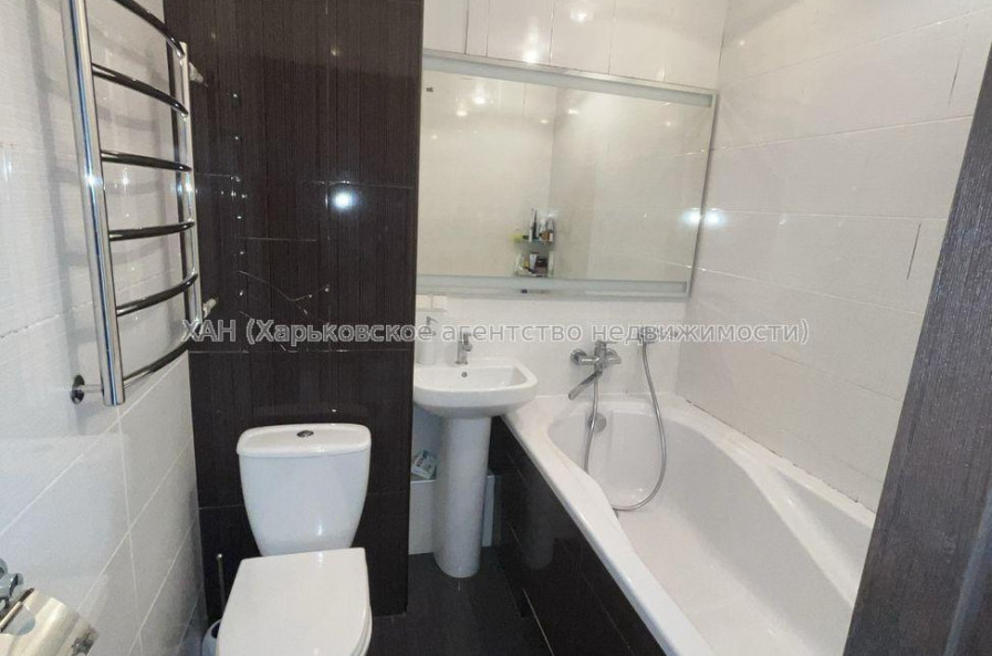 Продам квартиру, Победы просп. , 2 кім., 46 м², евроремонт 