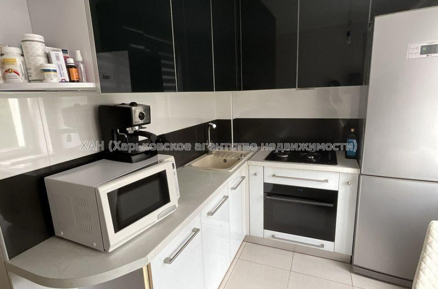 Продам квартиру, Победы просп. , 2 кім., 46 м², евроремонт 