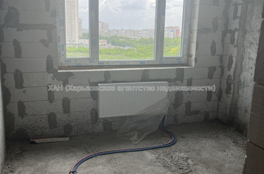Продам квартиру, Льва Ландау просп. , 3  ком., 91.10 м², без внутренних работ 
