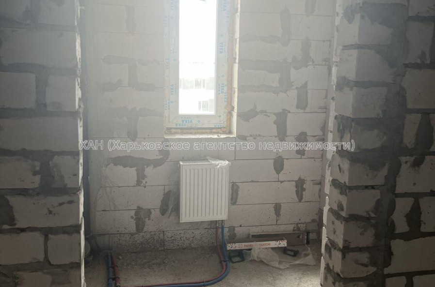 Продам квартиру, Льва Ландау просп. , 3  ком., 91.10 м², без внутренних работ 