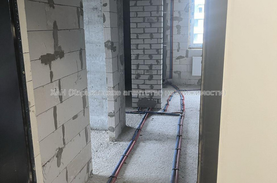 Продам квартиру, Льва Ландау просп. , 3  ком., 91.10 м², без внутренних работ 