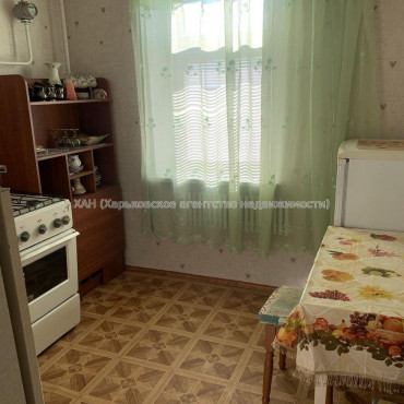 Продам квартиру, Алексеевская ул. , 1 кім., 36.50 м², косметический ремонт 