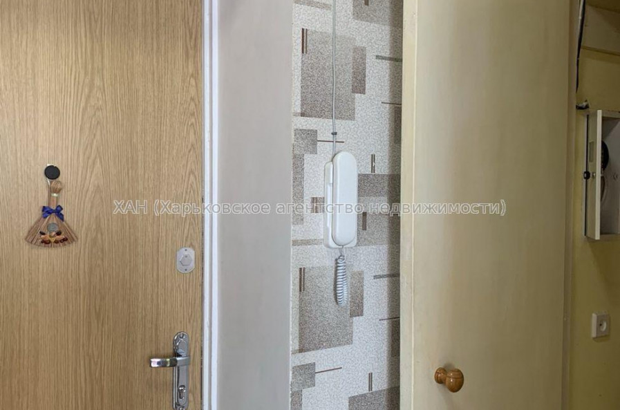 Продам квартиру, Алексеевская ул. , 1 кім., 36.50 м², косметический ремонт 
