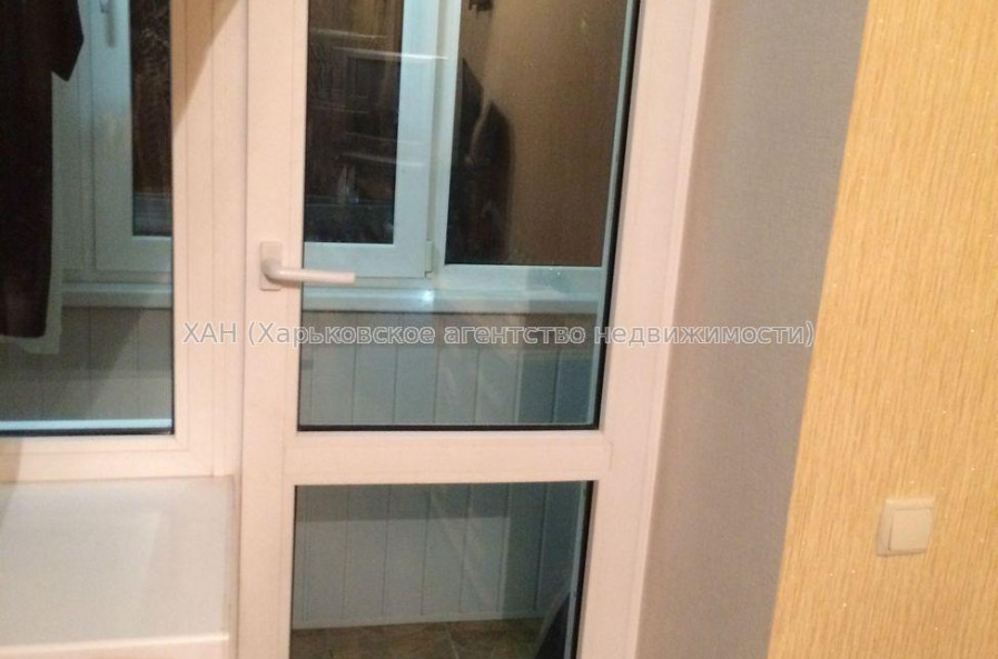 Продам квартиру, Василия Мельникова ул. , 1 кім., 32.50 м², капитальный ремонт 