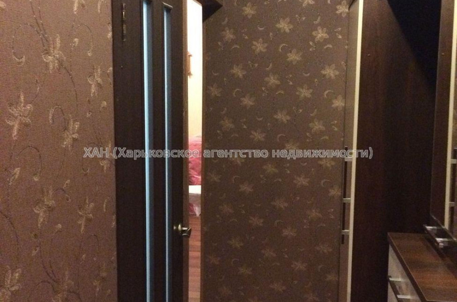 Продам квартиру, Василия Мельникова ул. , 1  ком., 32.50 м², капитальный ремонт 
