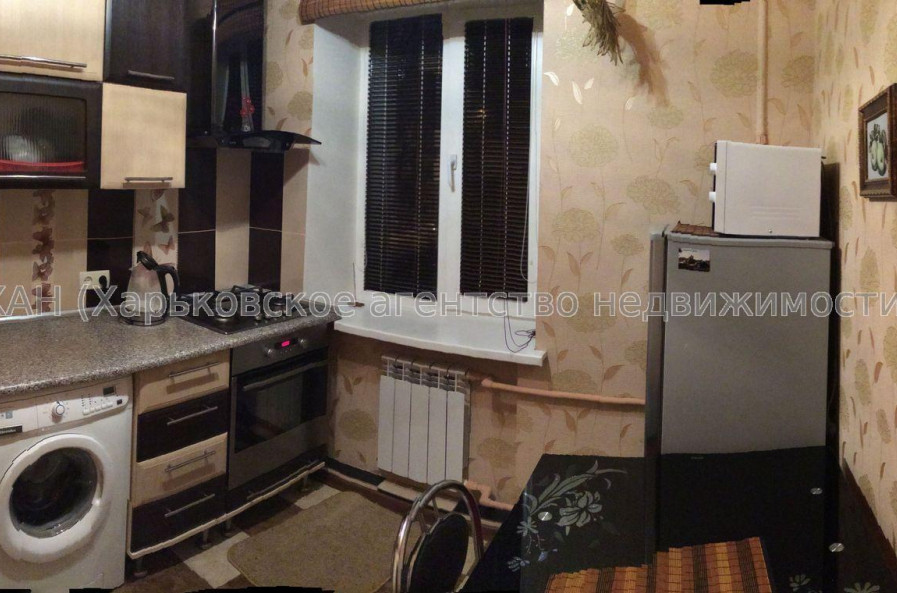 Продам квартиру, Василия Мельникова ул. , 1 кім., 32.50 м², капитальный ремонт 