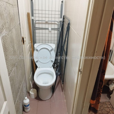 Продам квартиру, Гвардейцев Широнинцев ул. , 1  ком., 23 м², капитальный ремонт 