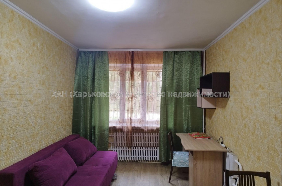Продам квартиру, Гвардейцев Широнинцев ул. , 1  ком., 23 м², капитальный ремонт 