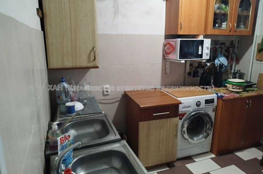 Продам квартиру, Гвардейцев Широнинцев ул. , 1 кім., 23 м², капитальный ремонт 