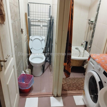 Продам квартиру, Гвардейцев Широнинцев ул. , 1 кім., 23 м², капитальный ремонт 