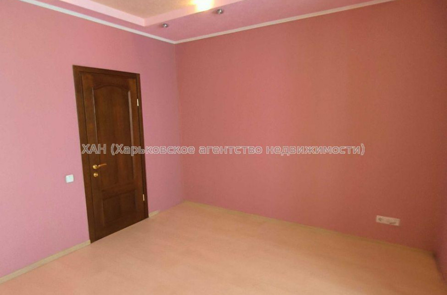 Продам квартиру, Подлесная ул. , 3 кім., 90.20 м², евроремонт 