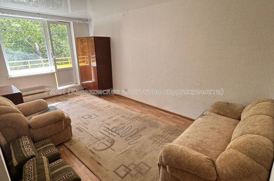 Продам квартиру, Непокоренных ул. , 2 кім., 46 м², косметический ремонт 