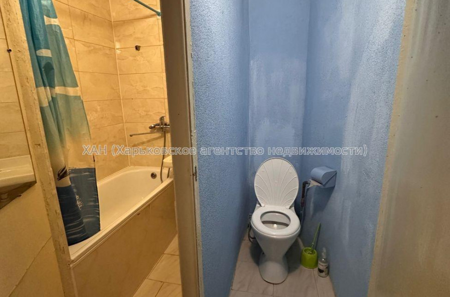 Продам квартиру, Непокоренных ул. , 2 кім., 46 м², косметический ремонт 